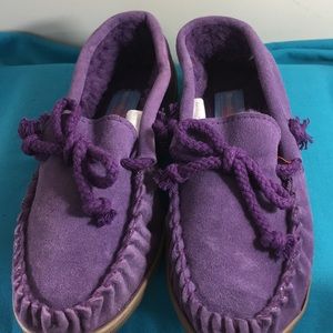 Moon Beams Leather Moccasins Slip on size 8M